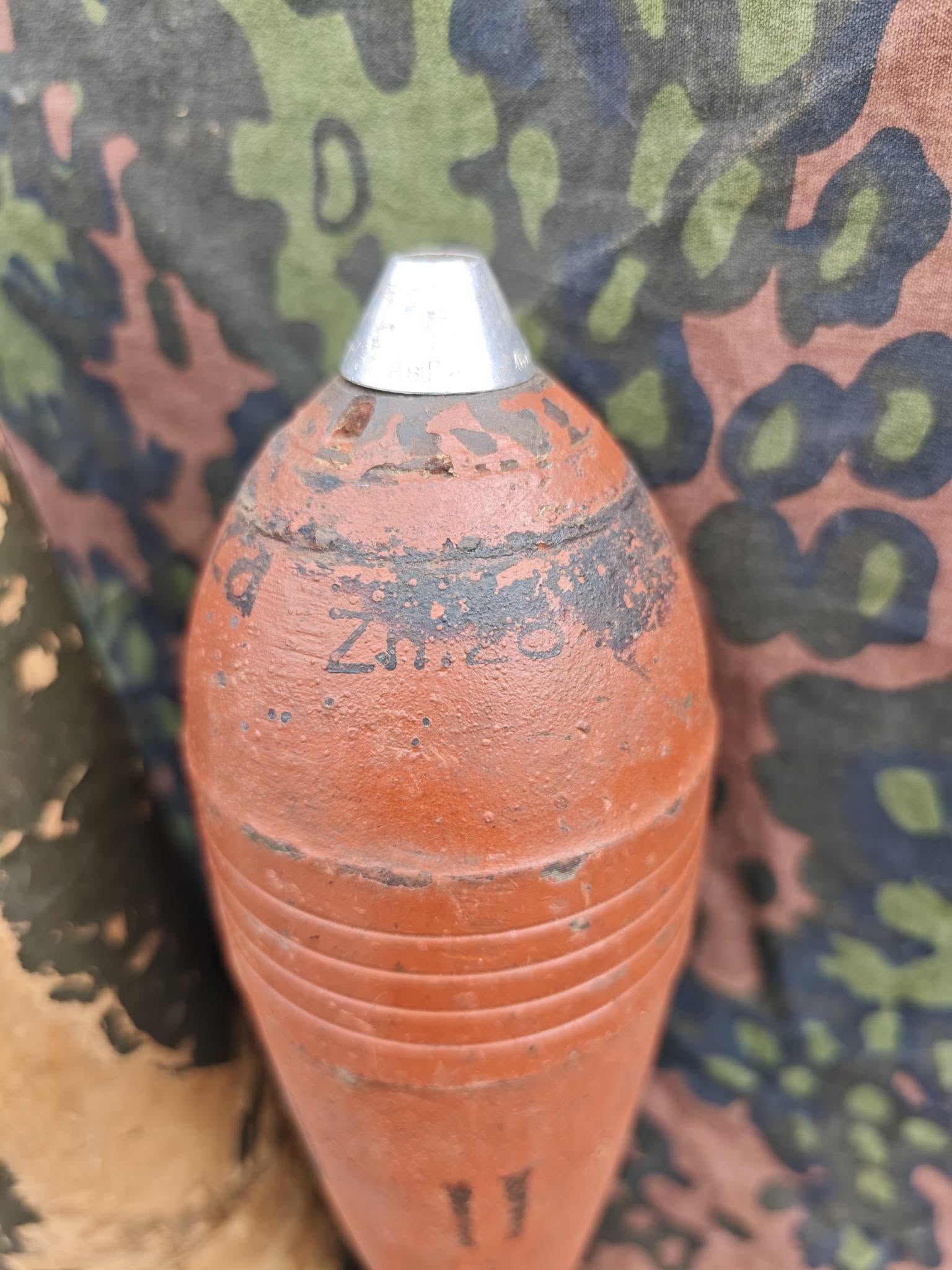 WW2 German 10cm Nb.W.35 Inert Smoke Mortar Round with Transport Container – Complete Set