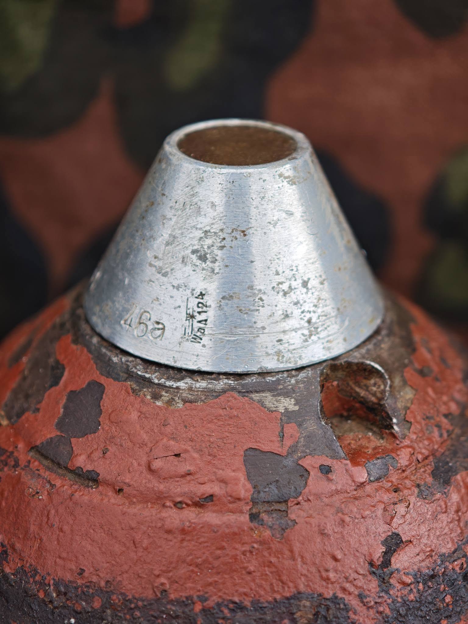 WW2 German 10cm Nb.W.35 Inert Smoke Mortar Round with Transport Container – Complete Set