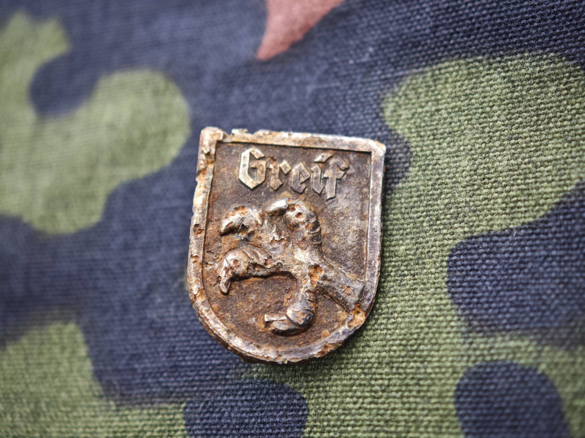 Original WWII German Wehrmacht 122nd Infantry Division "Greif" Commemorative Badge