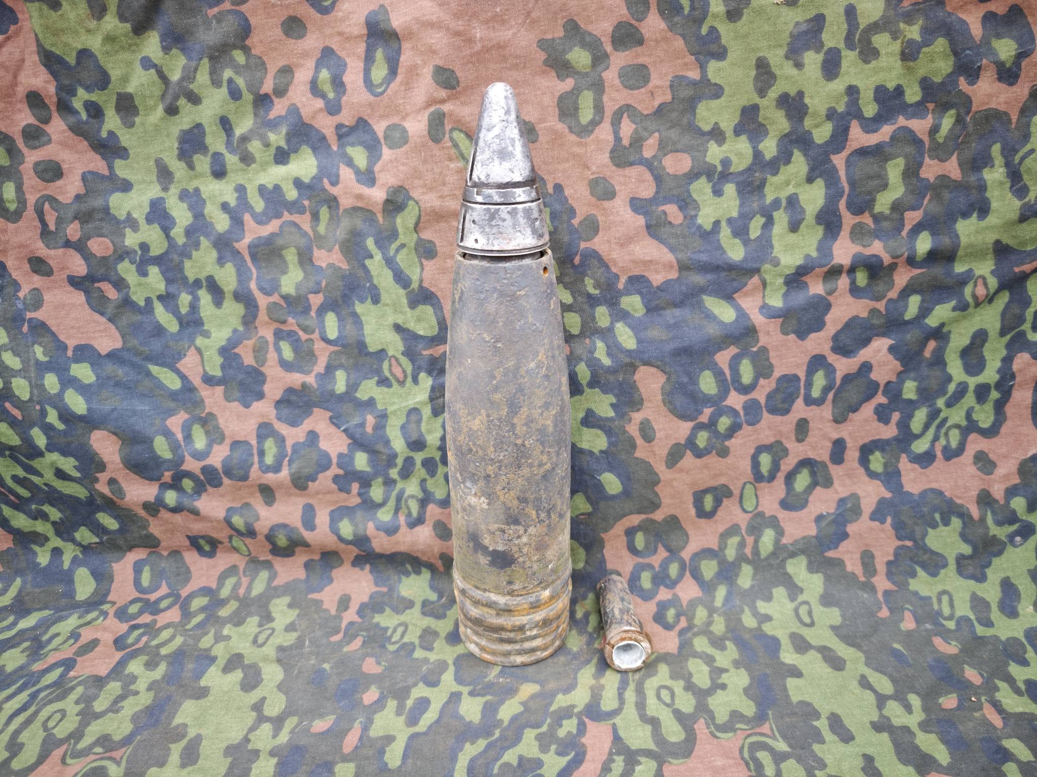 Original German 8.8 cm Flak 18/36/37 Marine Sprenggranate (HE)