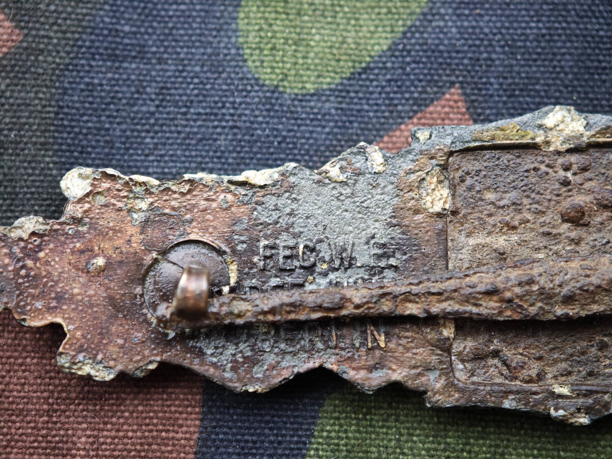 Original WWII German Close Combat Clasp (Nahkampfspange)_1