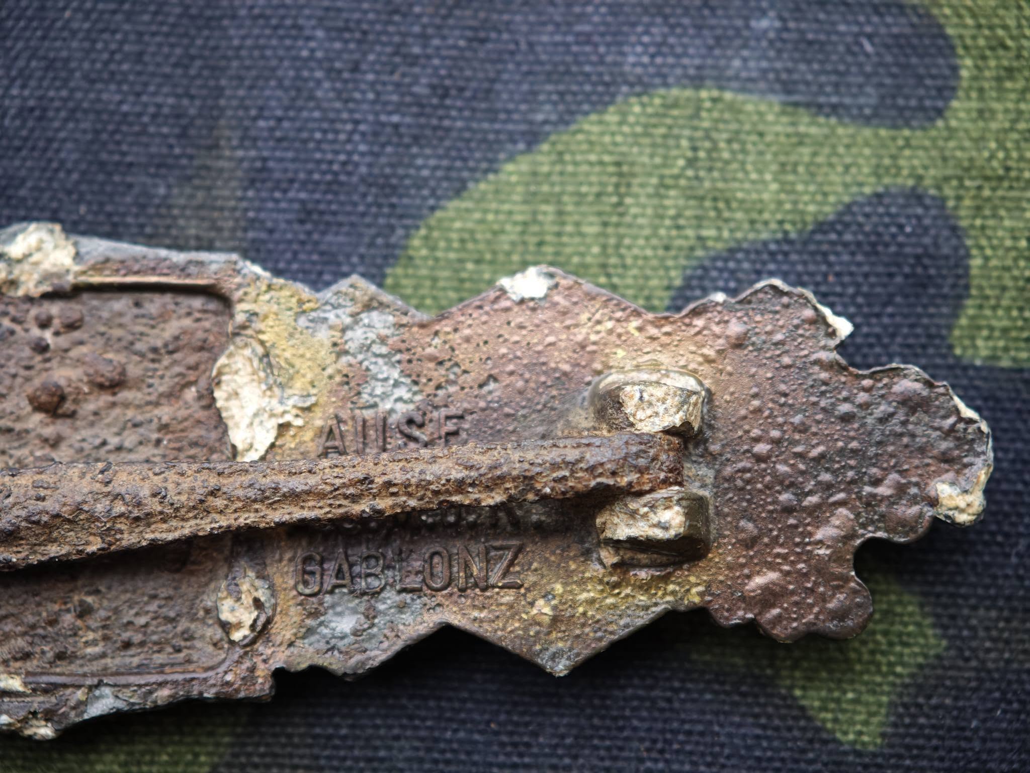 Original WWII German Close Combat Clasp (Nahkampfspange)_1
