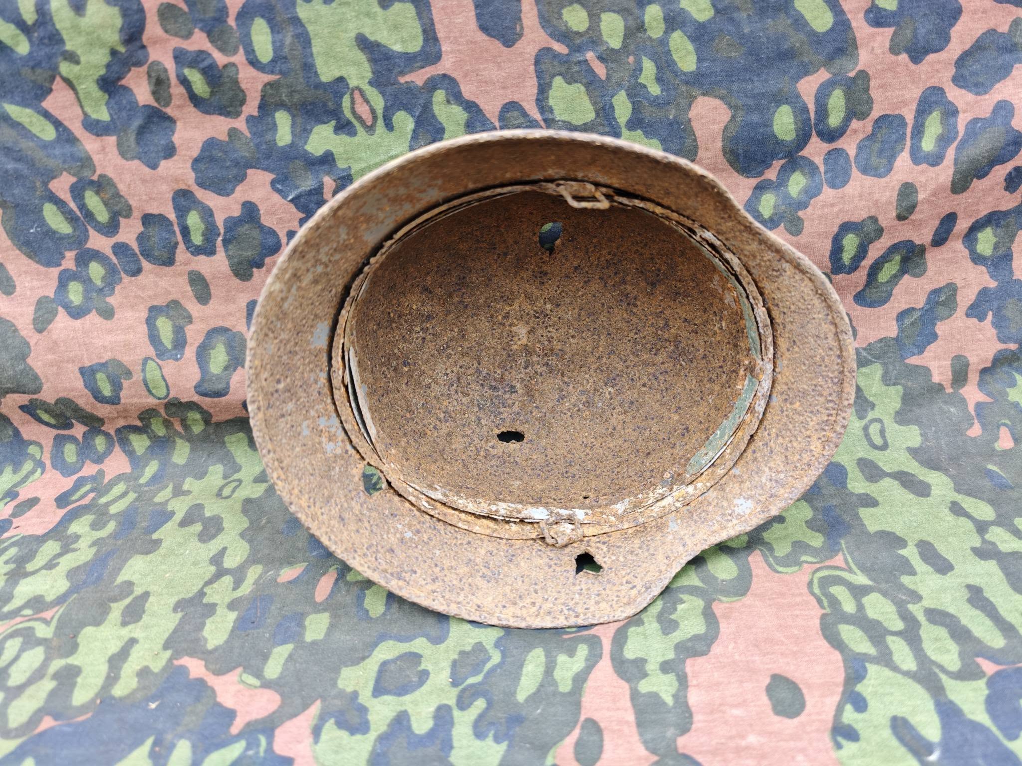 Original German M40 Luftwaffe helmet shell