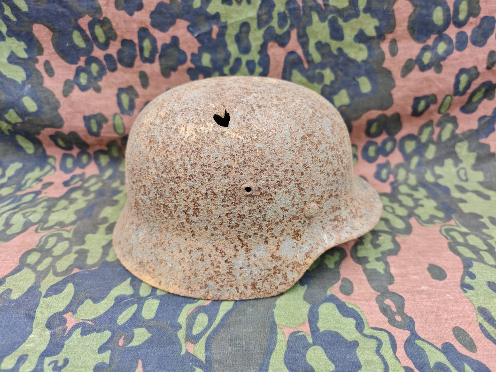 Original German M40 Luftwaffe helmet shell