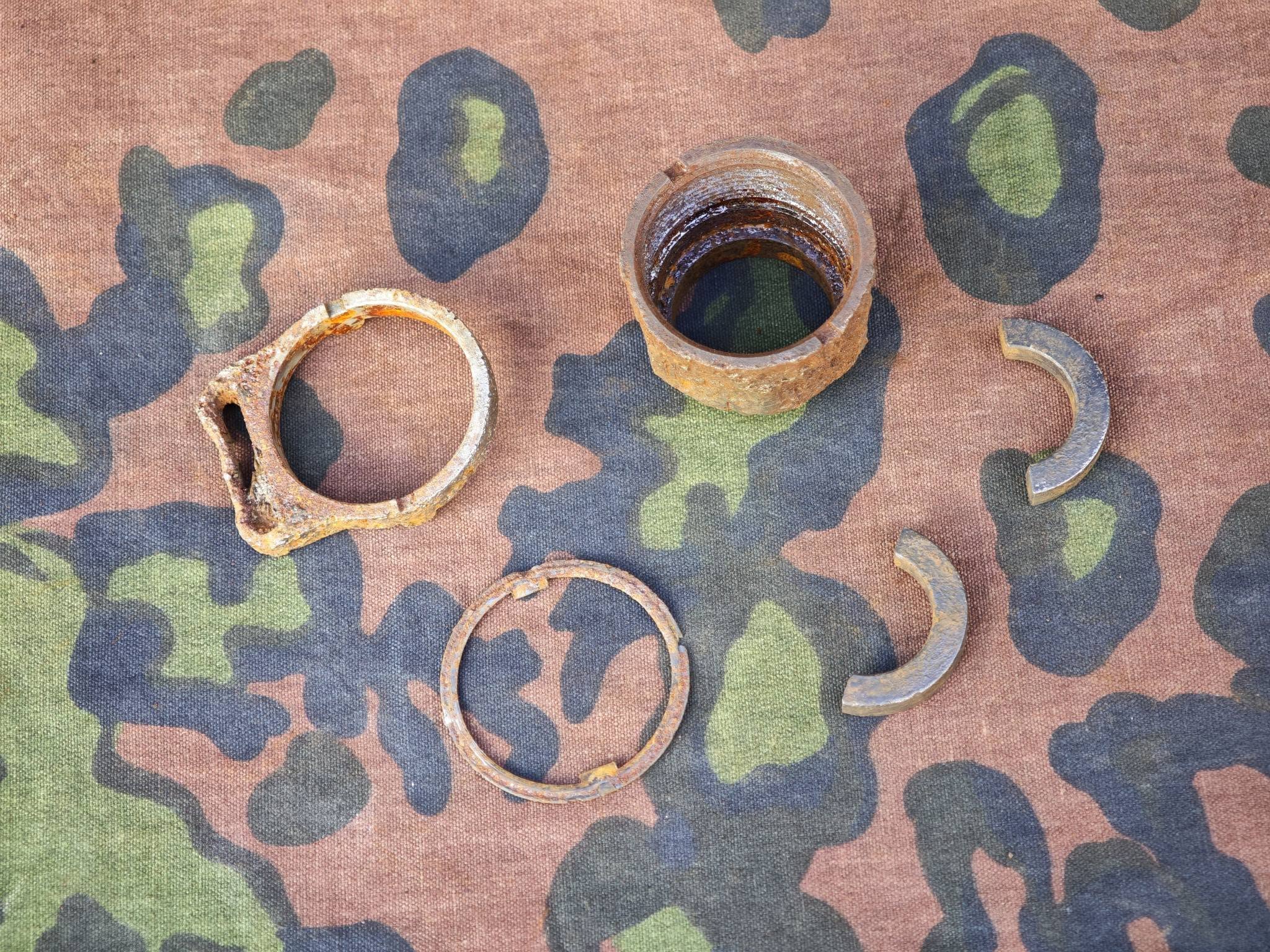 Original German WW2 MP40 Parts Lot – Battlefield Relics