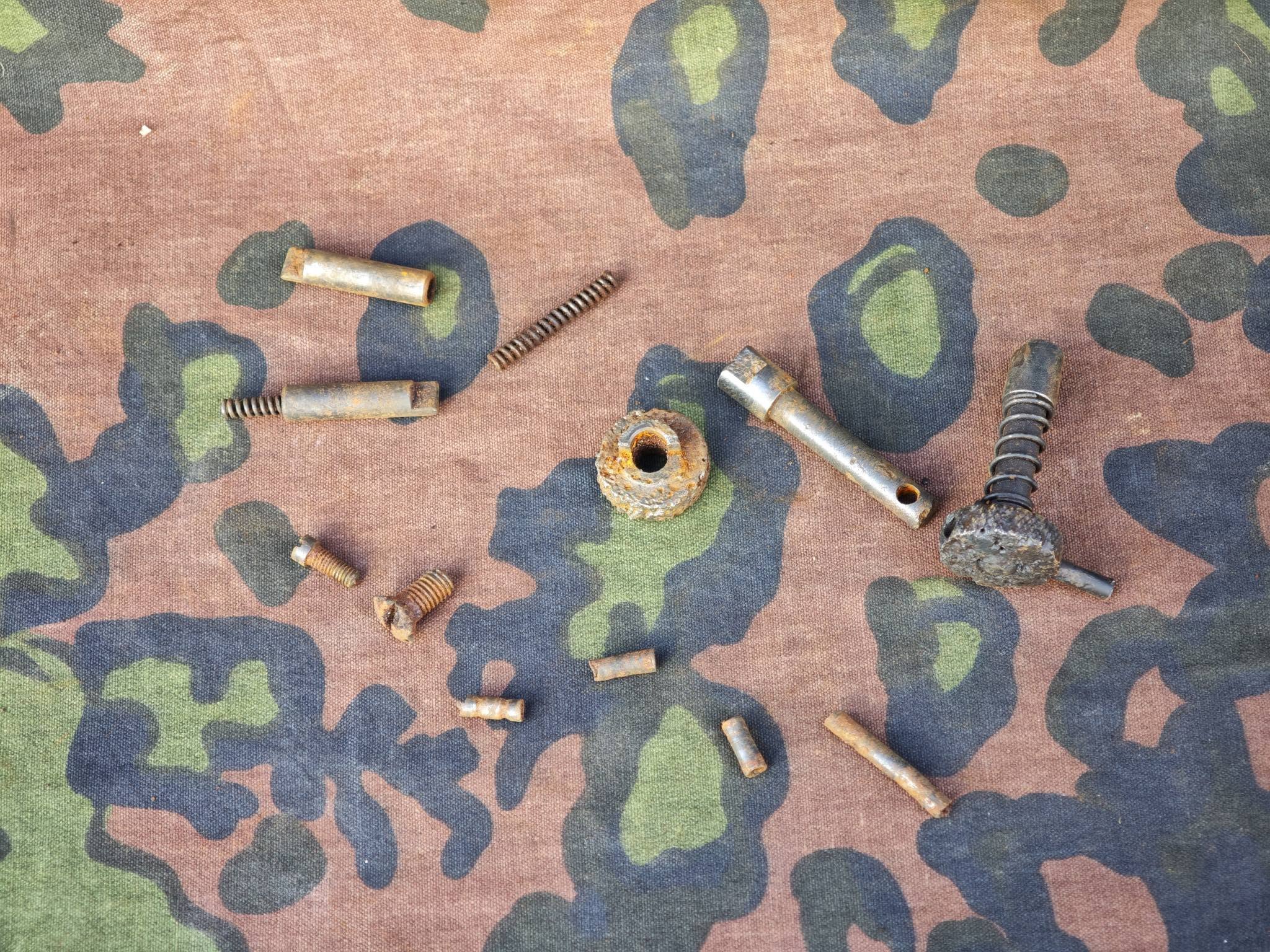Original German WW2 MP40 Parts Lot – Battlefield Relics