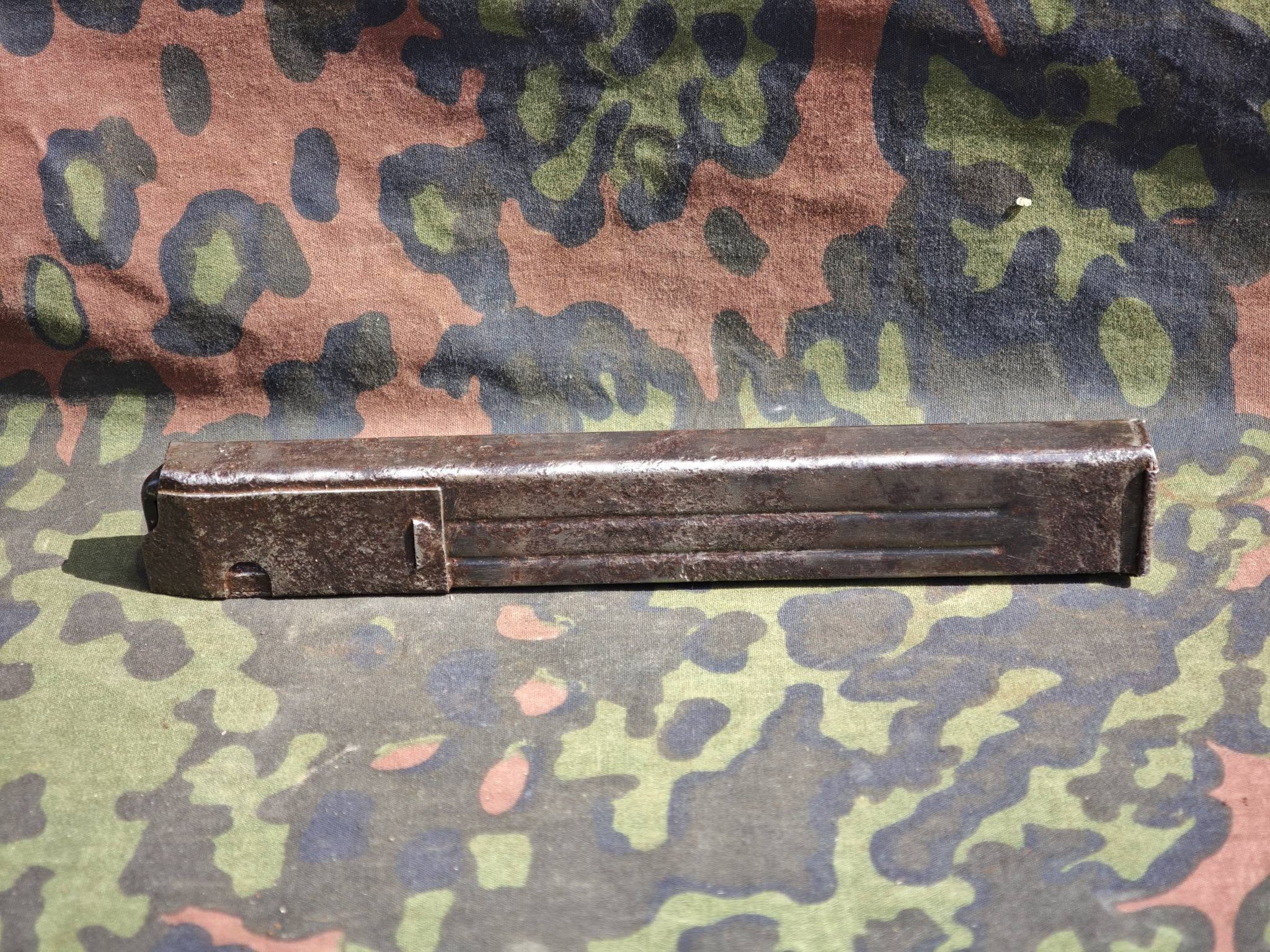 WWII German MP40 Magazine – kur 41