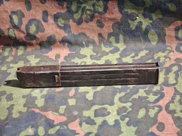 WWII German MP40 Magazine – kur 41