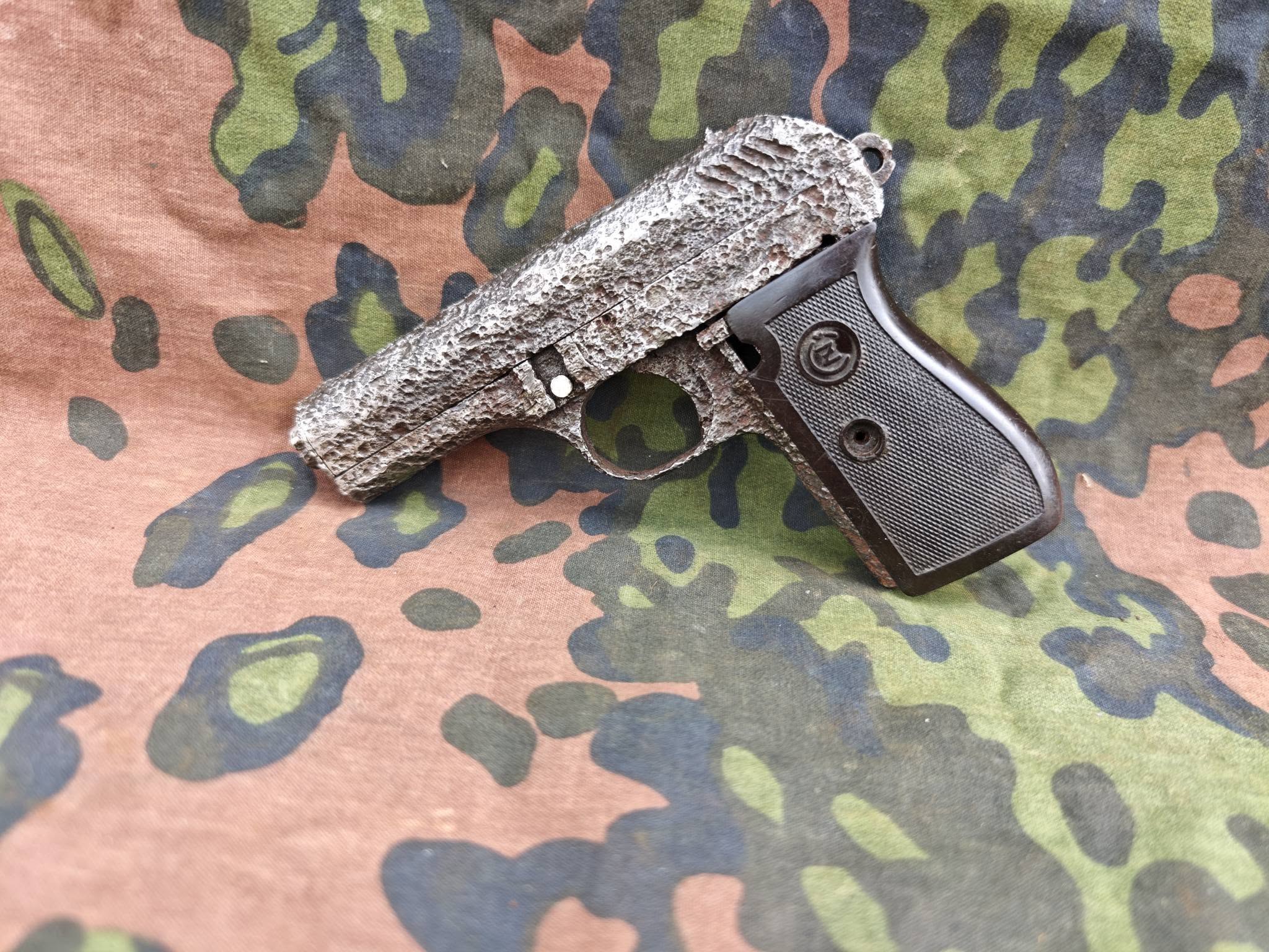Czechoslovak CZ vz. 24 pistol – 9mm – battlefield relic
