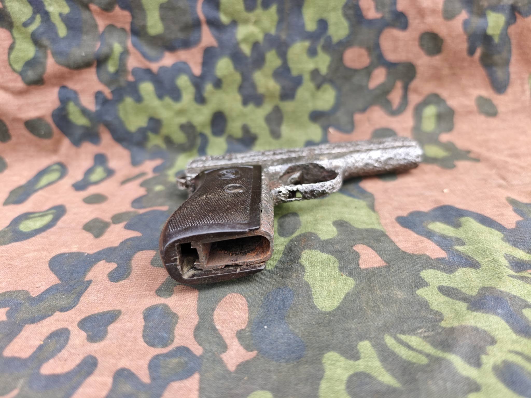 Czechoslovak CZ vz. 24 pistol – 9mm – battlefield relic