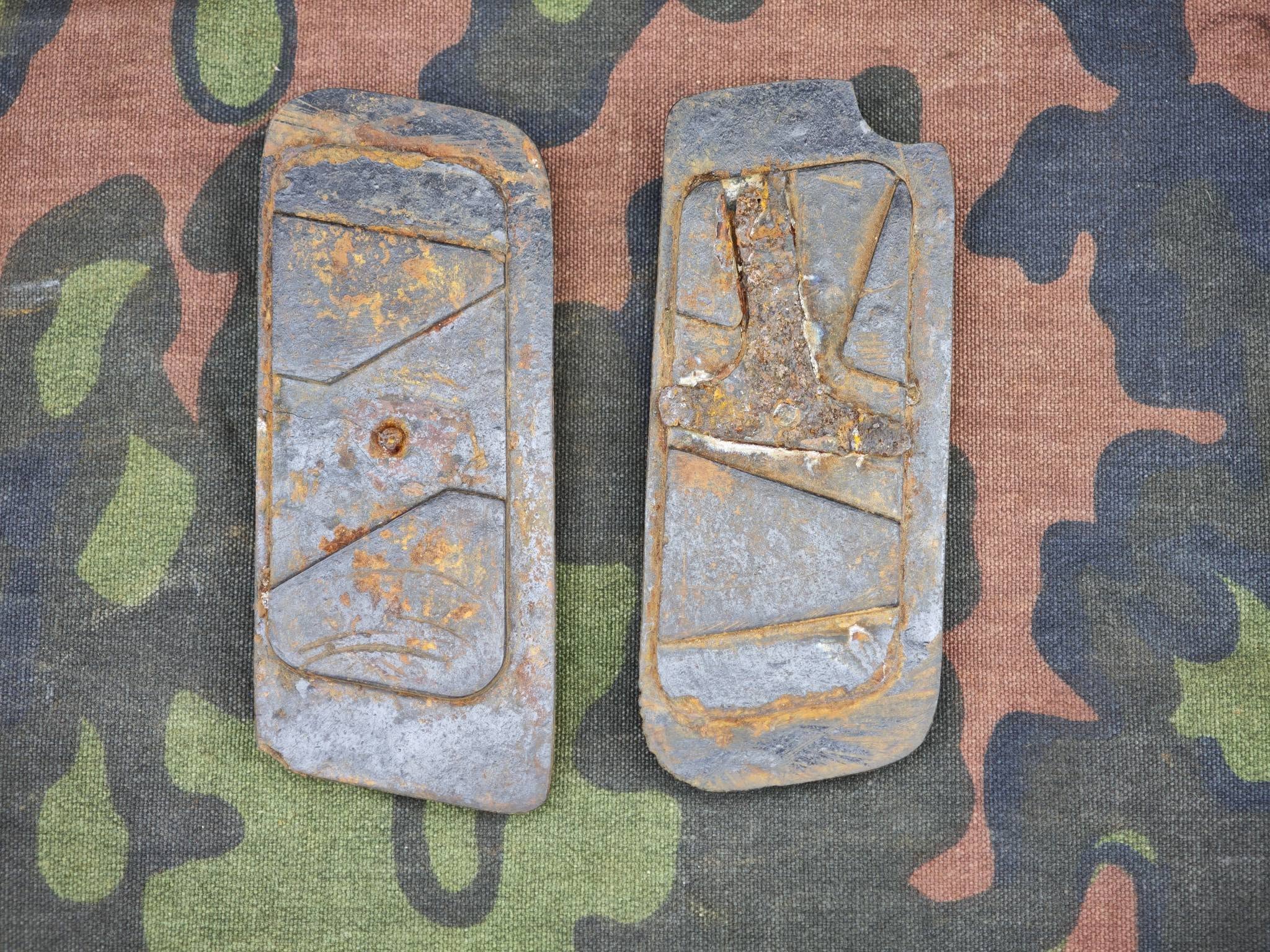 Original Soviet TT-33 Bakelite grip panels – relic pair