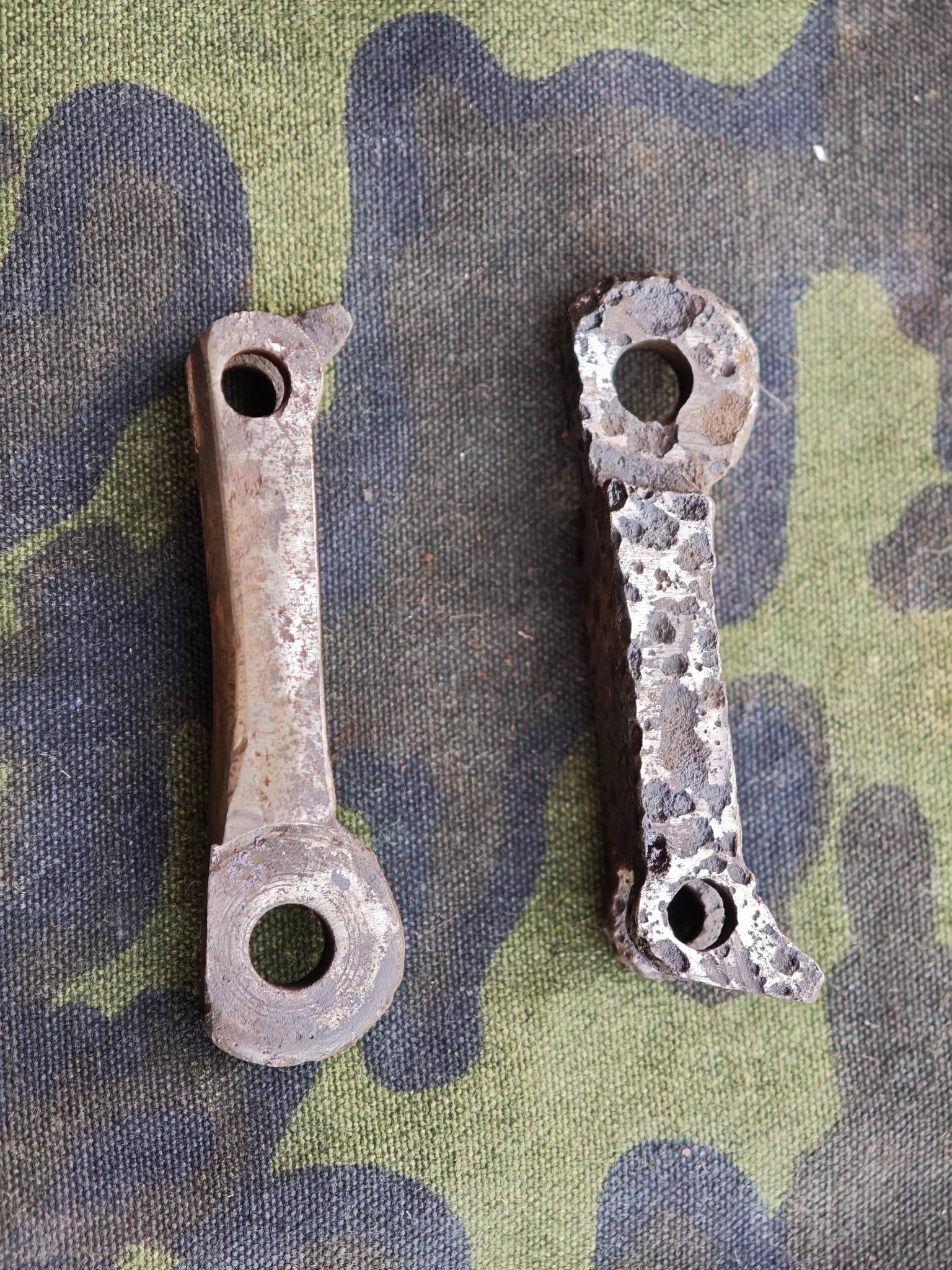 Luger P08 Forward Toggle Links – 2 pcs