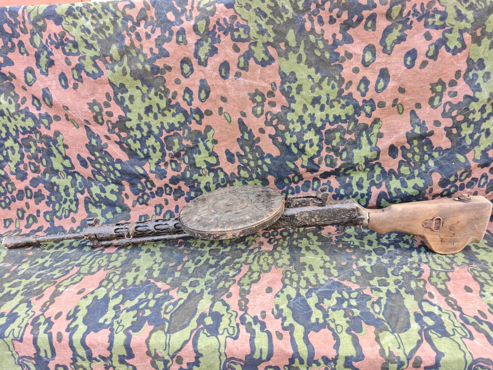 Soviet Degtyarev DP27 Light Machine Gun