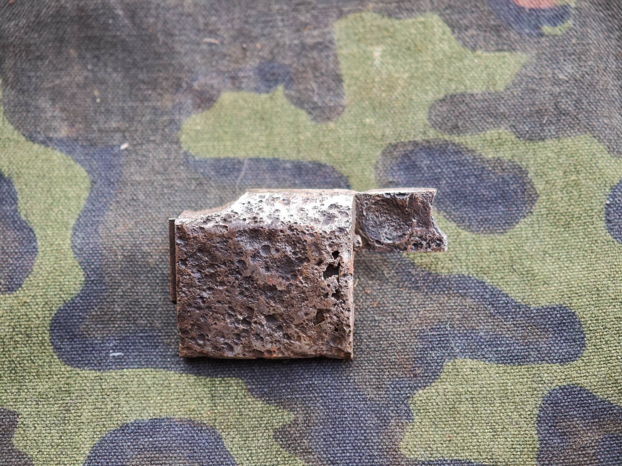Luger P08 Sideplate Assembly